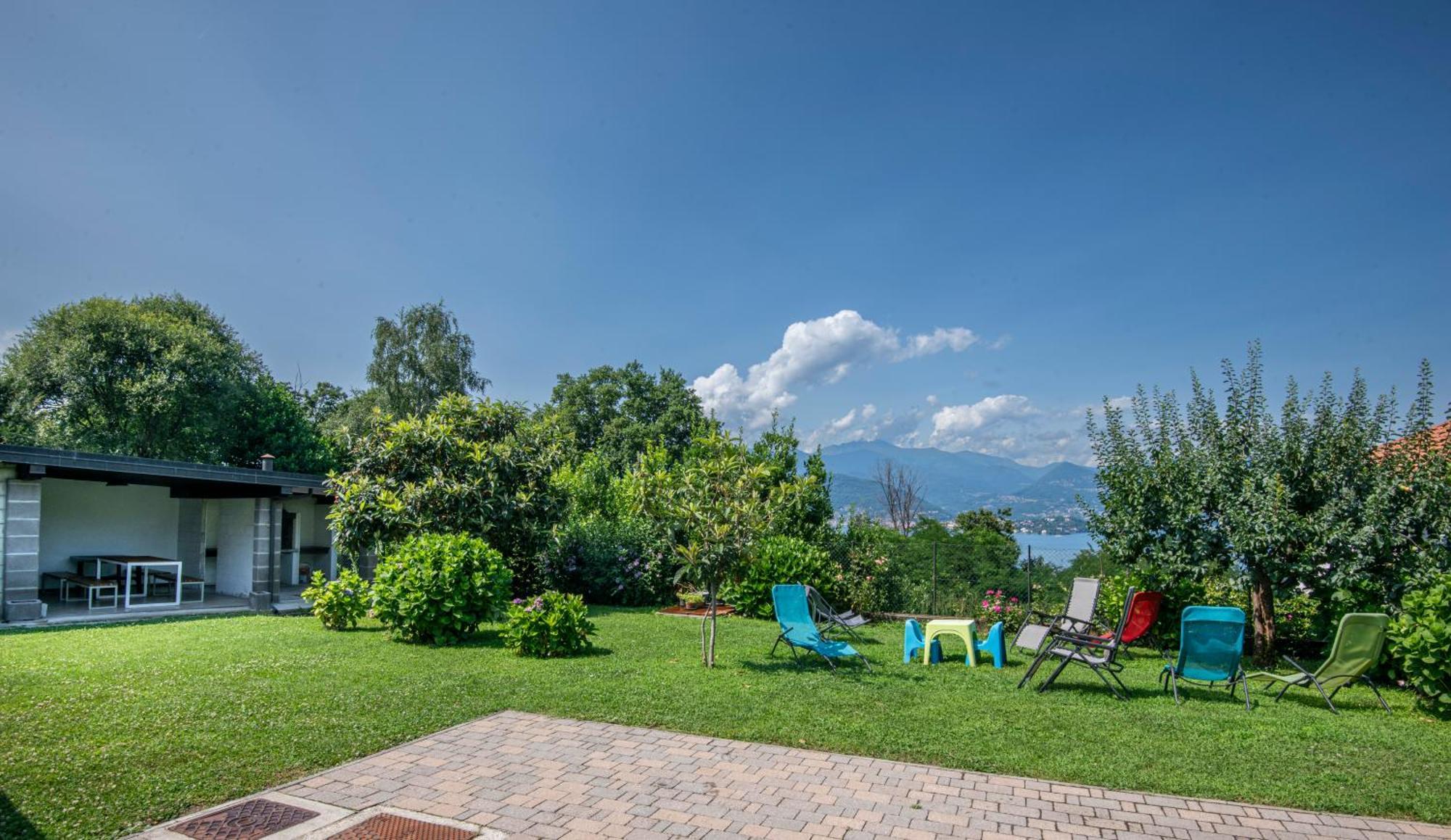 Casa Lilla - Lakeview Large Apartments With Garden Above Stresa Exterior photo